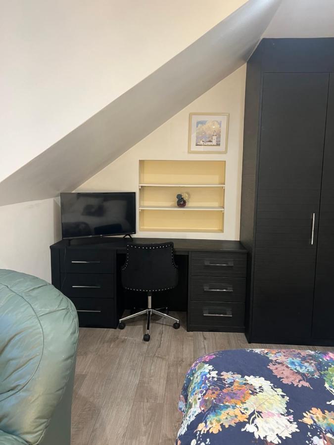 Luxury Double Room W/ Private Bathroom EDI Eksteriør bilde